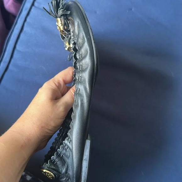 Tory Burch Black Leather Flats with Gold Accents - Picture 5 of 6